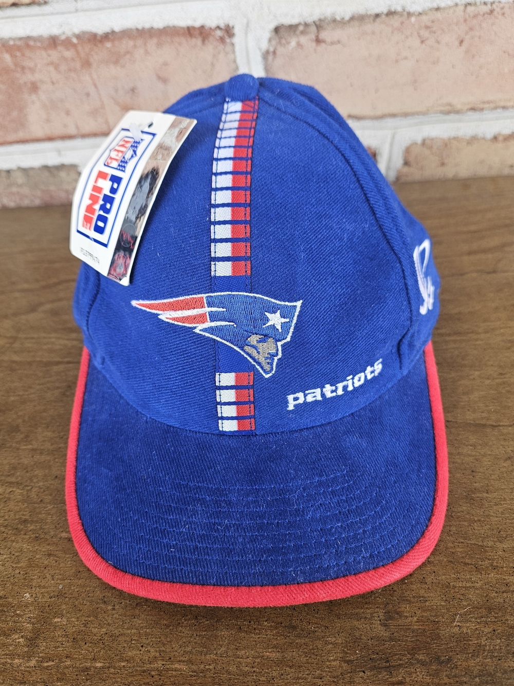 NEW ENGLAND PATRIOTS Blue & Red Baseball Cap